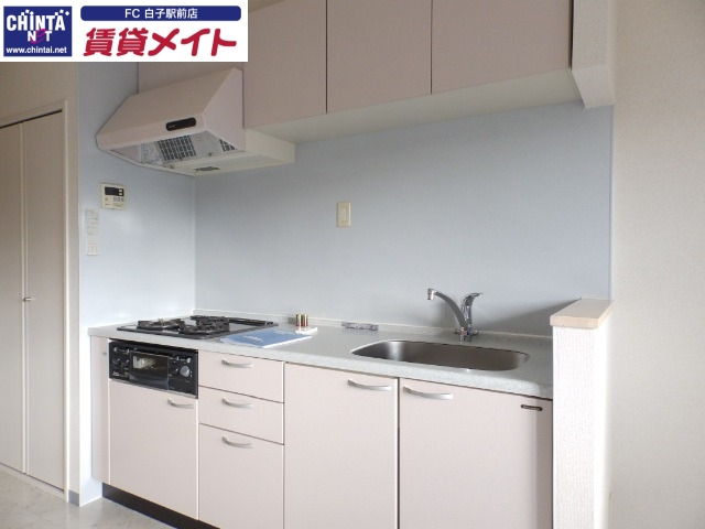キッチン　同型参考写真