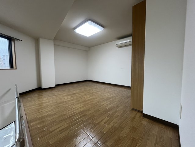 WEST WOOD BLDの居間写真