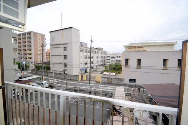 地下鉄御堂筋線 東三国駅 徒歩4分 11階建 築47年のその他写真