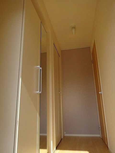カーサ八万 Iの玄関写真