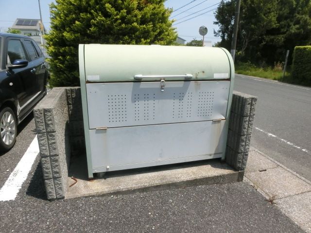 その他　敷地内ごみ置き場です