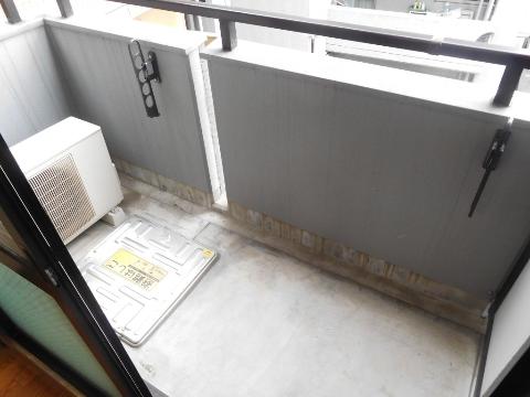 バルコニー　ベランダ