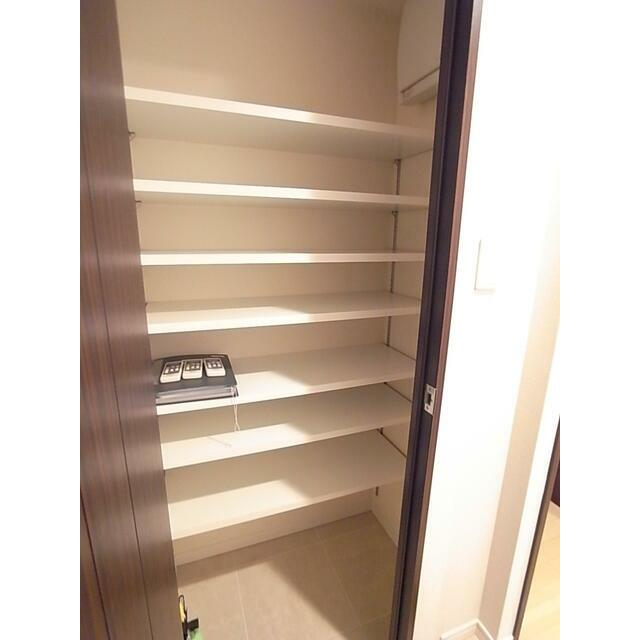 収納　※1404参照