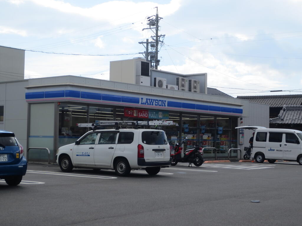コンビニ　ローソン一宮小信中島南店（コンビニ）まで338m