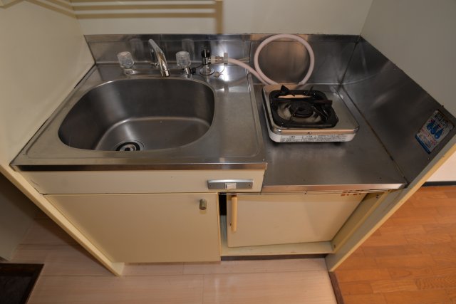 キッチン　この写真は同マンションの別のお部屋のものです