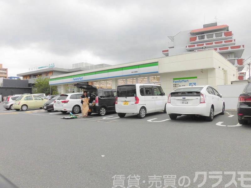 コンビニ　ファミリーマート 豊中小曽根店（コンビニ）まで291m