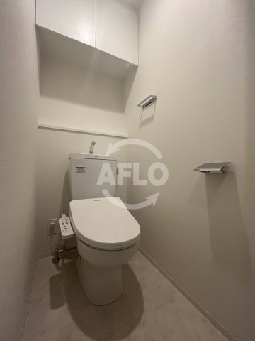 地下鉄御堂筋線 東三国駅 徒歩7分 15階建 築1年のトイレ写真