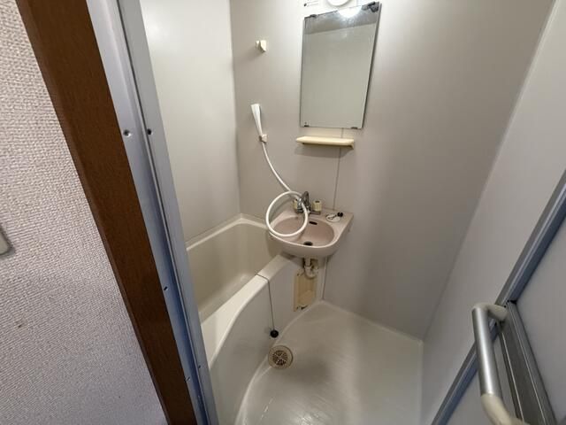 バス・シャワールーム　参考写真