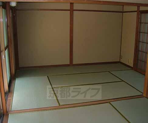 コーポ石原 1棟・2棟の居間写真