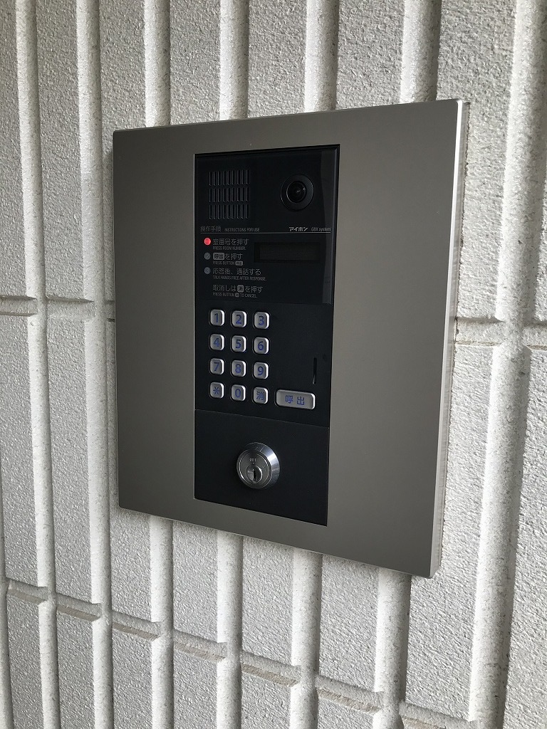 セキュリティ　オートロック付き