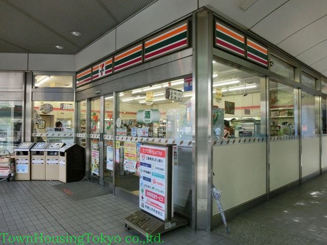 コンビニ　セブンイレブン（コンビニ）まで430m