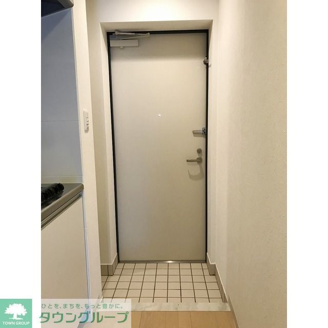 玄関　同タイプ写真　※現況優先