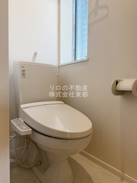 トイレ　清潔を保てる洗浄暖房便座で寒い日も快適な毎日を実現します