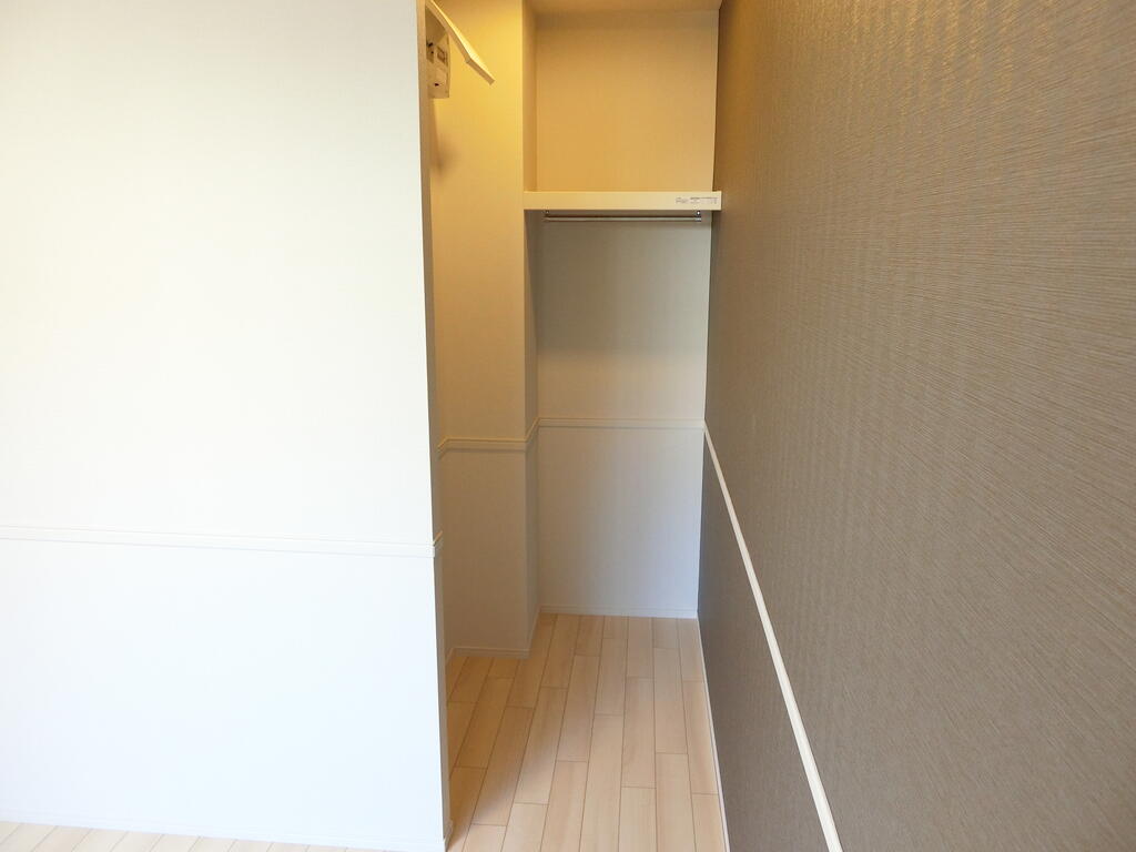 収納　同施工会社別物件(同タイプ間取り)の写真です。