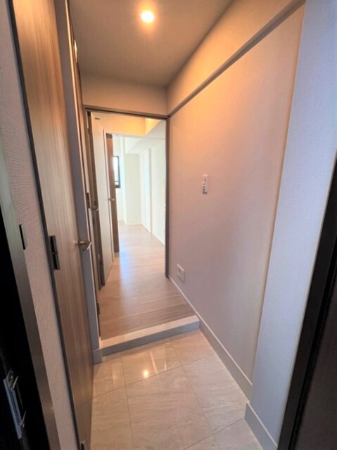 玄関　※写真は同タイプ住戸です。