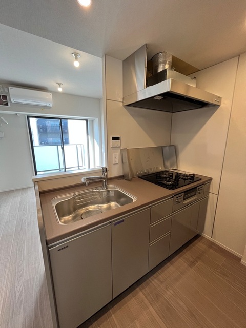キッチン　※写真は同タイプ住戸です。