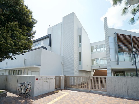小学校　杉並区立高井戸第二小学校（小学校）まで324m