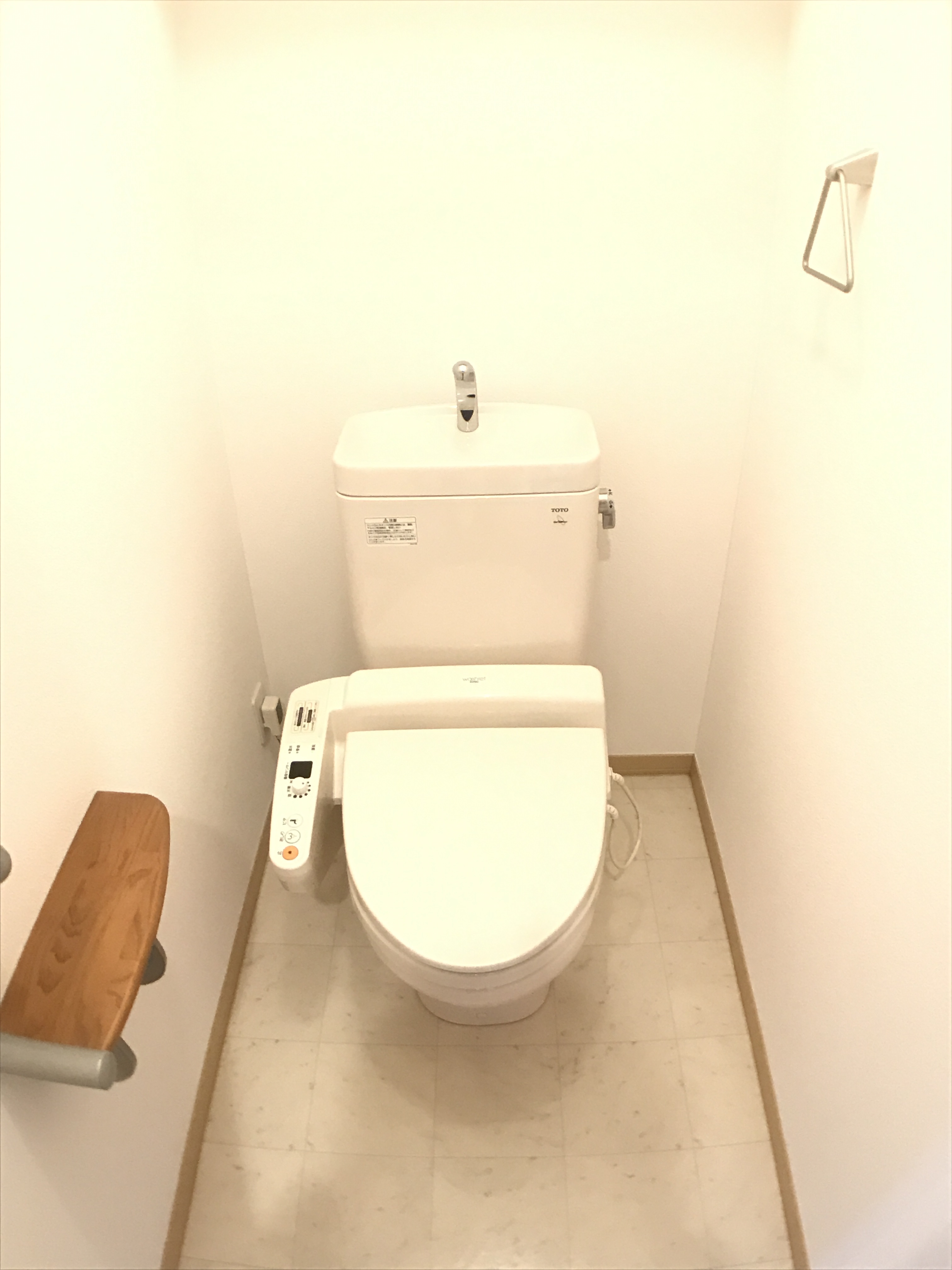 京王井の頭線 永福町駅 徒歩12分 2階建 築20年のトイレ写真