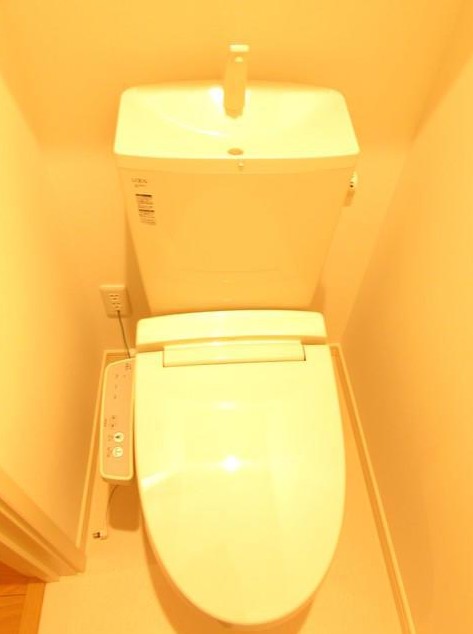 トイレ　ウォシュレット
