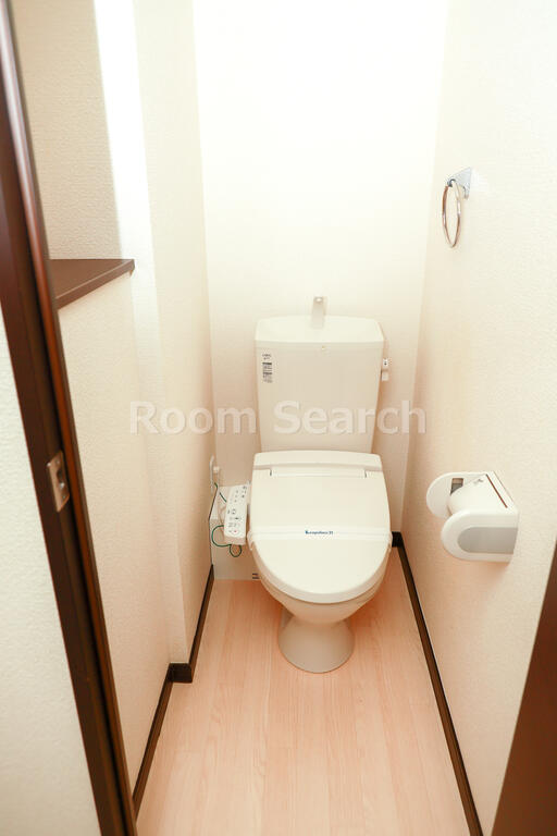 トイレ　温水洗浄便座