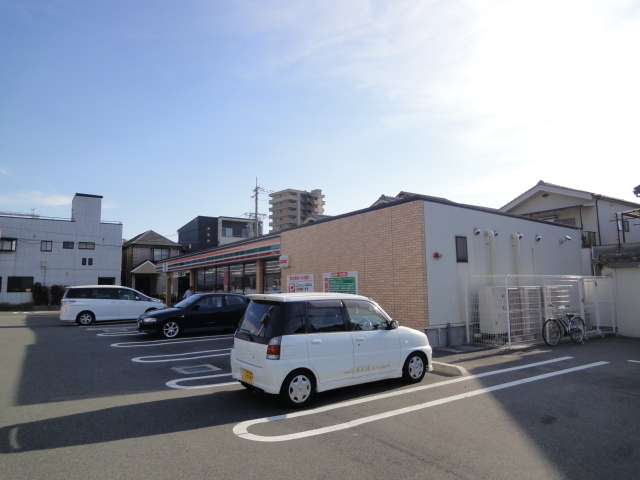 コンビニ　セブンイレブン堺東雲東町店（コンビニ）まで717m