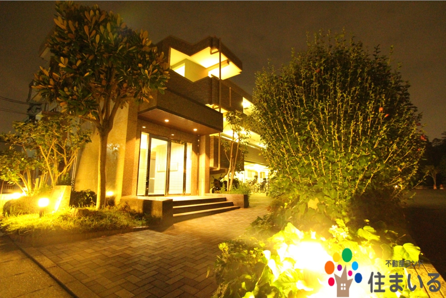 ショッピングセンター　ヒルズウォーク徳重ガーデンズ（ショッピングセンター）まで1229m