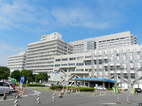 病院　群大付属病院（車５分）（病院）まで2400m