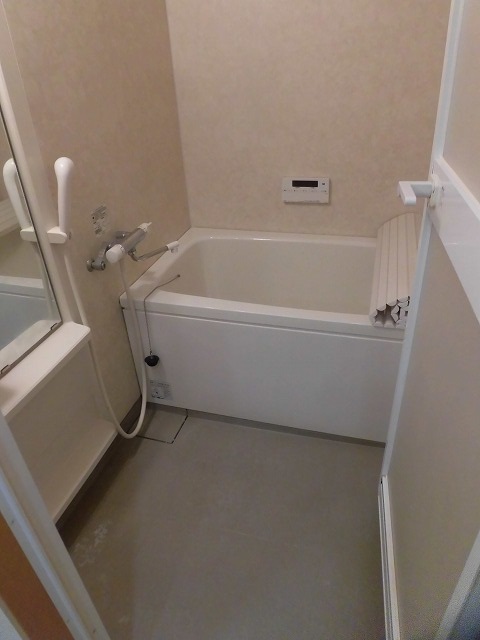 バス・シャワールーム　追炊き付き