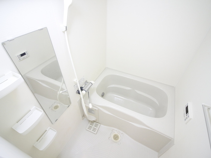 バス・シャワールーム　現状に相違がある場合、現状優先となります