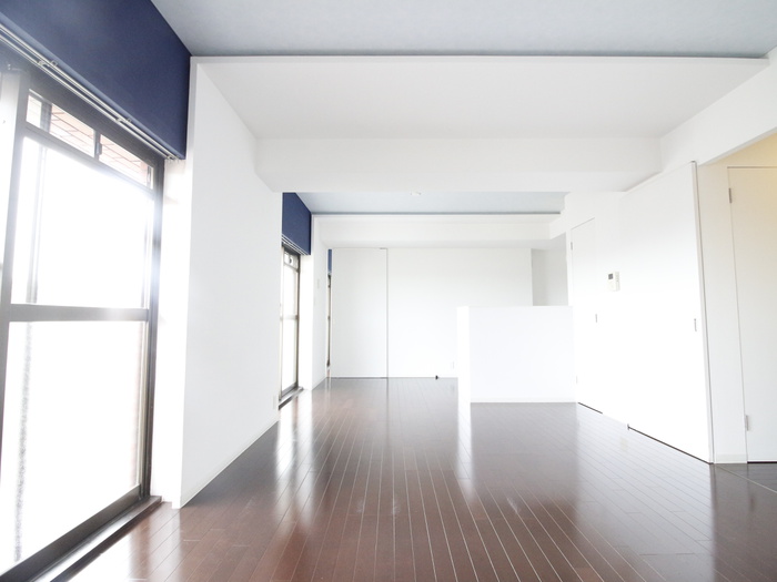 居室・リビング　現状に相違がある場合、現状優先となります