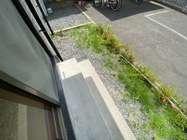 バルコニー　バルコニーです。たまには景色を楽しんではいかがでしょうか。