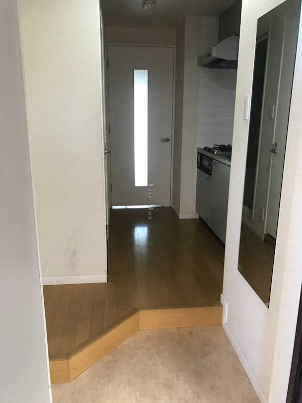 玄関　★☆家具家電付きマンション☆★家具家電撤去も可能です♪