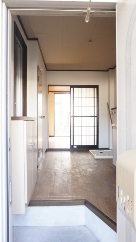 玄関　図面と現状に相違がある場合には現状を優先