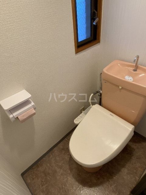 【豊川市伊奈町のマンションのトイレ】