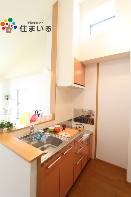 キッチン　※写真は同型タイプとなります
