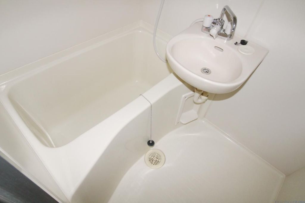 バス・シャワールーム　バス