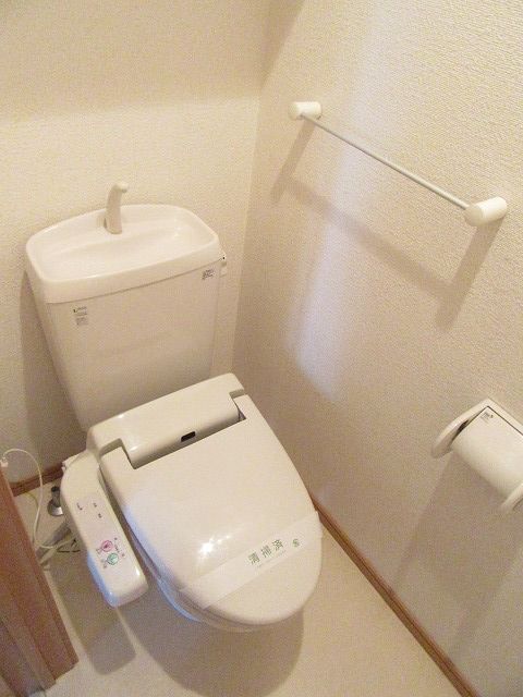 【メゾン・ド・エアリーＡのトイレ】