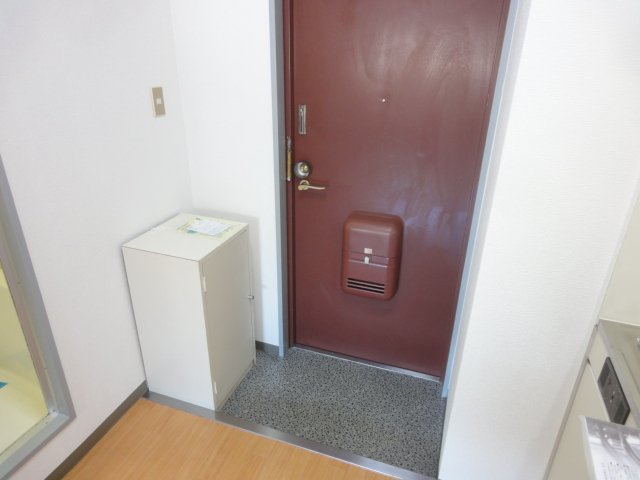 収納　写真は別室のものです。