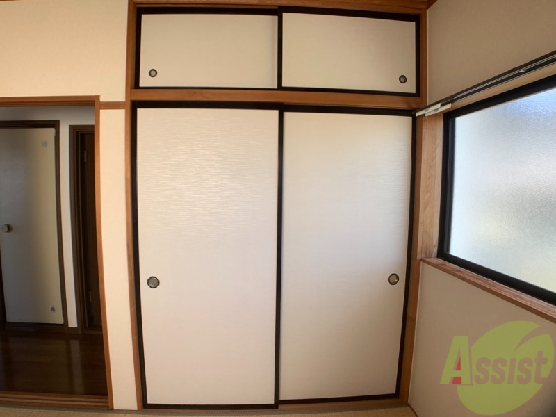 収納　押し入れタイプは奥行きがしっかりあって沢山収納できますね～