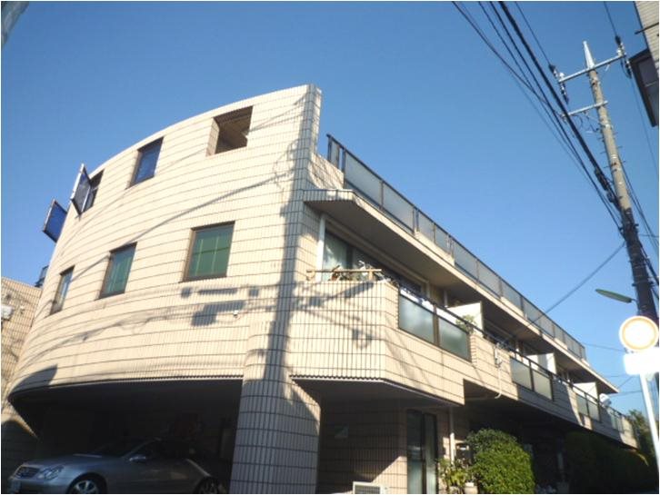 世田谷区羽根木のマンションの建物外観