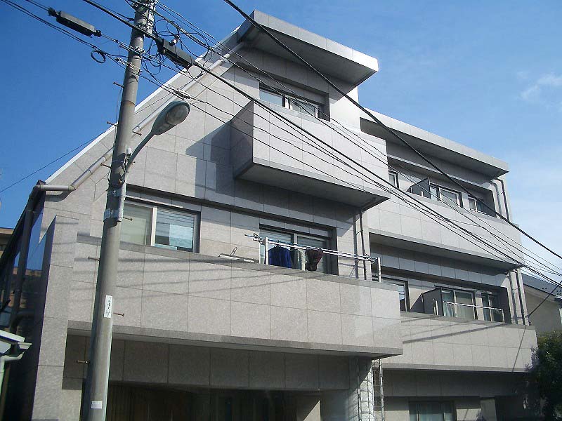 大田区雪谷大塚町のマンションの建物外観