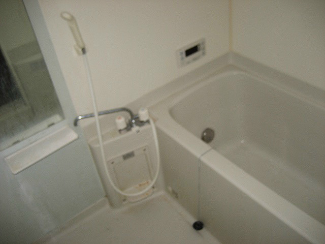 バス・シャワールーム　参考（写真は別部屋です）