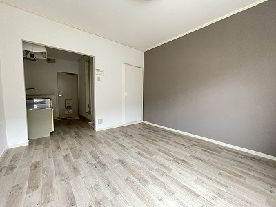 居室・リビング　こちらのリビングで趣味の時間をお楽しみください