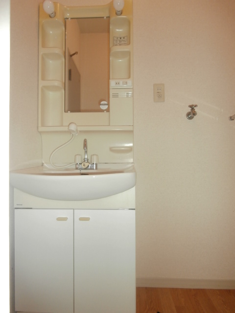 洗面設備　同仕様