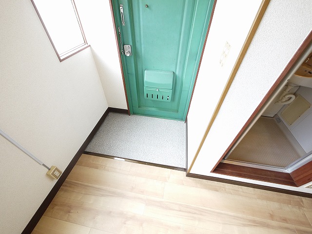 玄関　落ち着いた玄関です