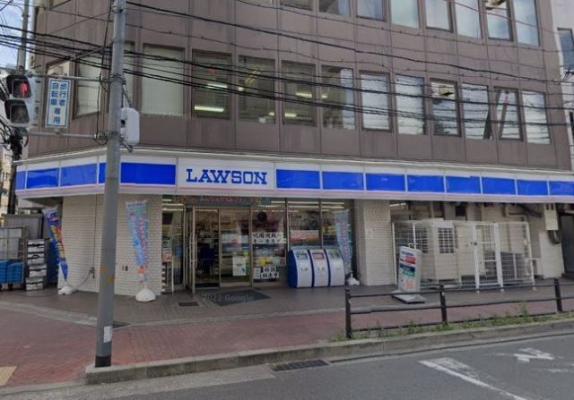 【吹田市江坂町のマンションのコンビニ】