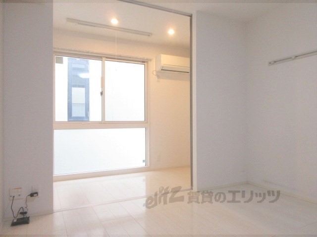 居室・リビング　洋室