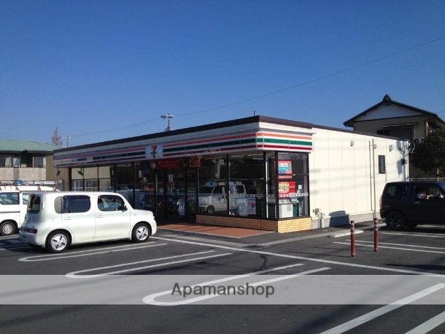 コンビニ　ファミリーマート（コンビニ）まで969m