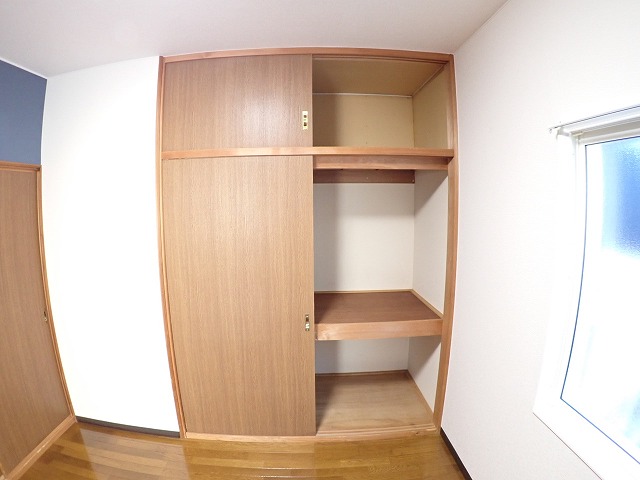 収納　洋室の収納です