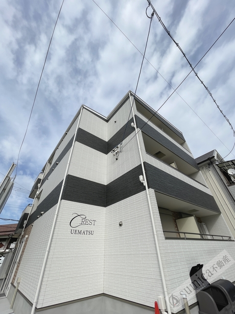 建物外観　駅まで４分の好立地♪